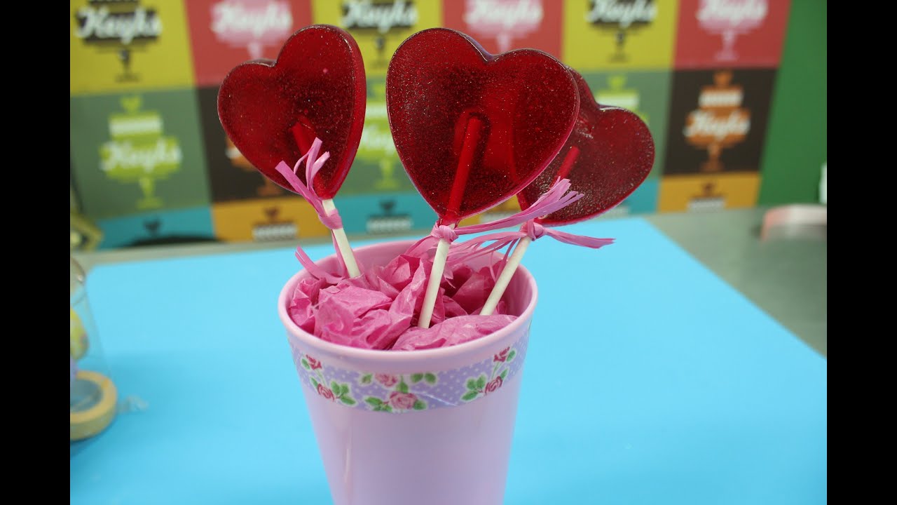 Piruletas de caramelo con purpurina