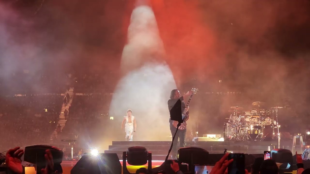 Greta Van Fleet - Highway Tune/Runaway Blues - Estadio GNP Seguros (Mexico City, Mexico) -2024-09-27