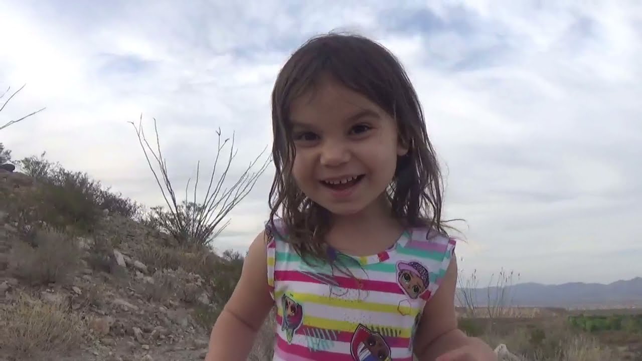 Happy Child Walks Barefoot in Desert 👣 Beautiful Nature Scenery Landscape ASMR
