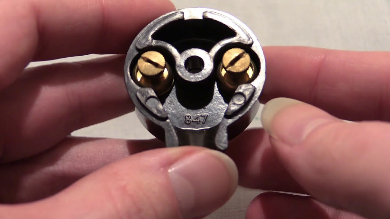 Plugs : 15A, 2-pin, BS 372, by MK.