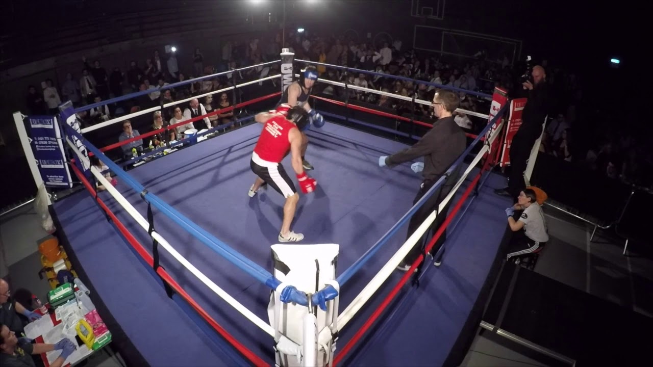 Ultra White Collar Boxing | Dundee | Stephen Toshney VS Paul Mann