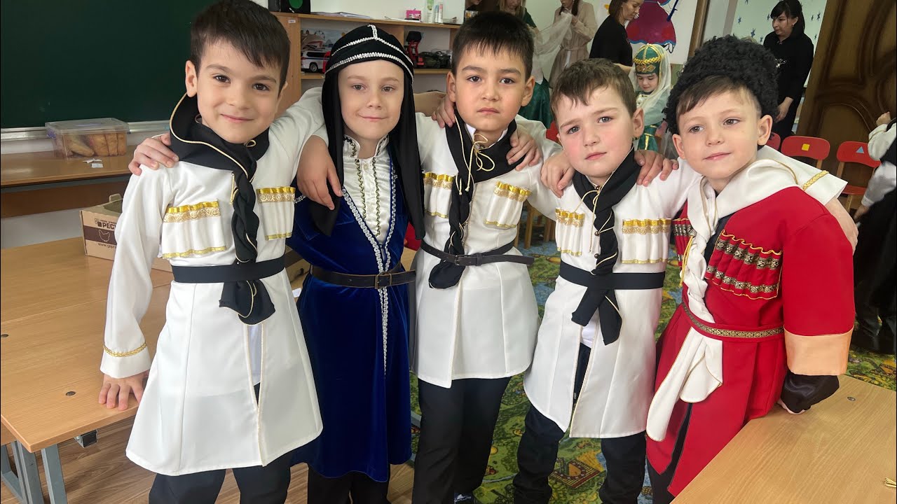 Кабардинский танец в садике Детство на празднике Рамадан