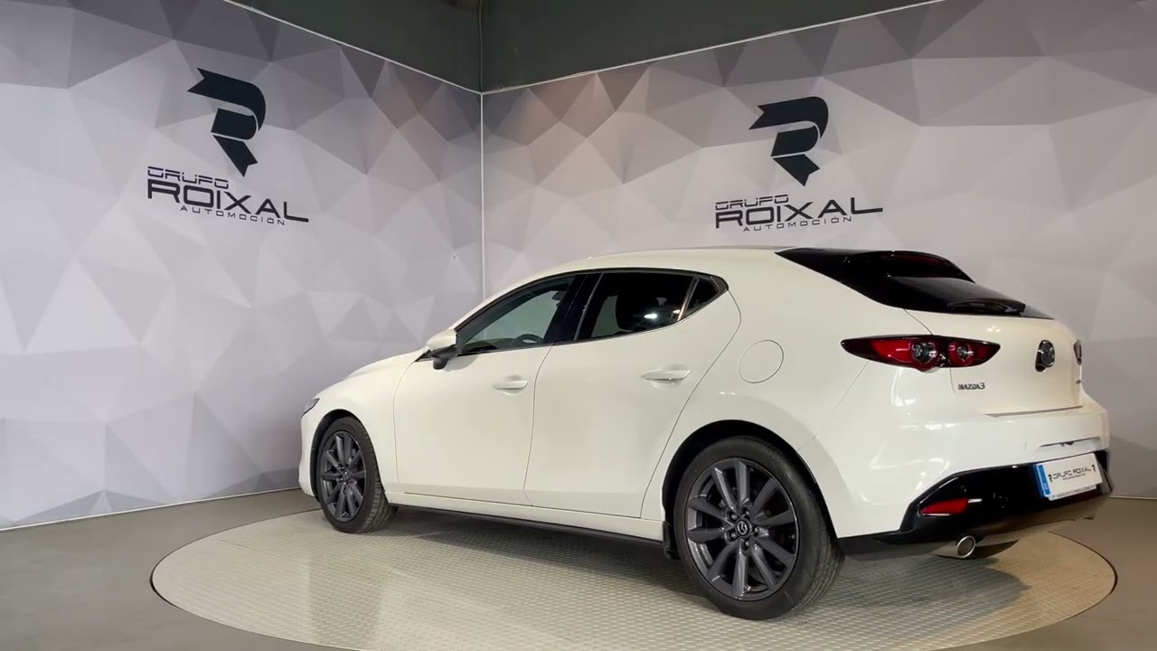MAZDA 3 2.0