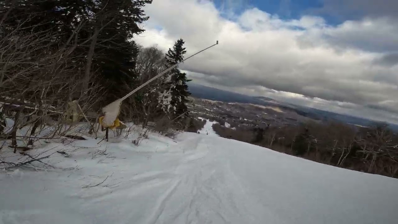 Taking a Run - Frank's Fall Line - Stratton (2023)