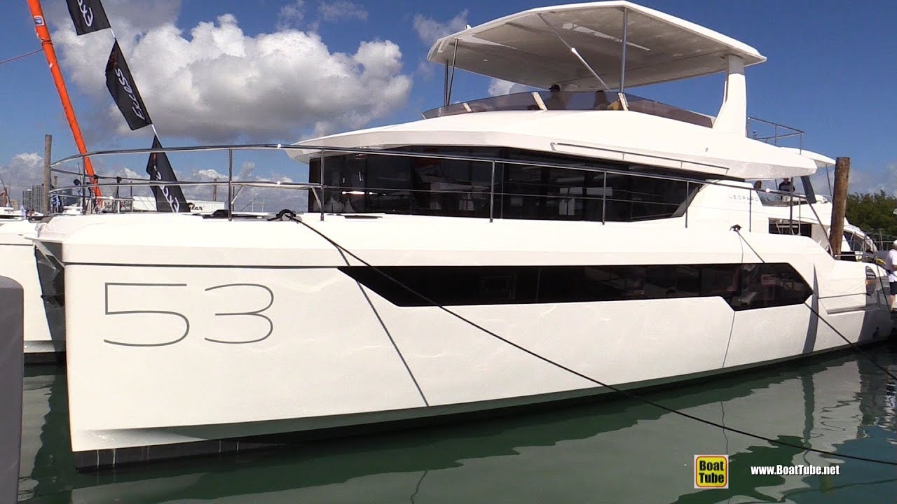 2020 Leopard 53 Powercat Catamaran - Walkaround Tour - 2020 Miami Boat Show