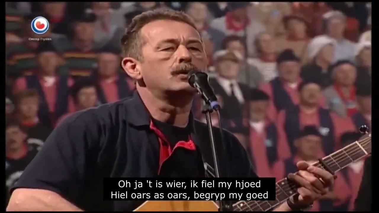 Fries om  útens, met koren in Thialf Heerenveen,