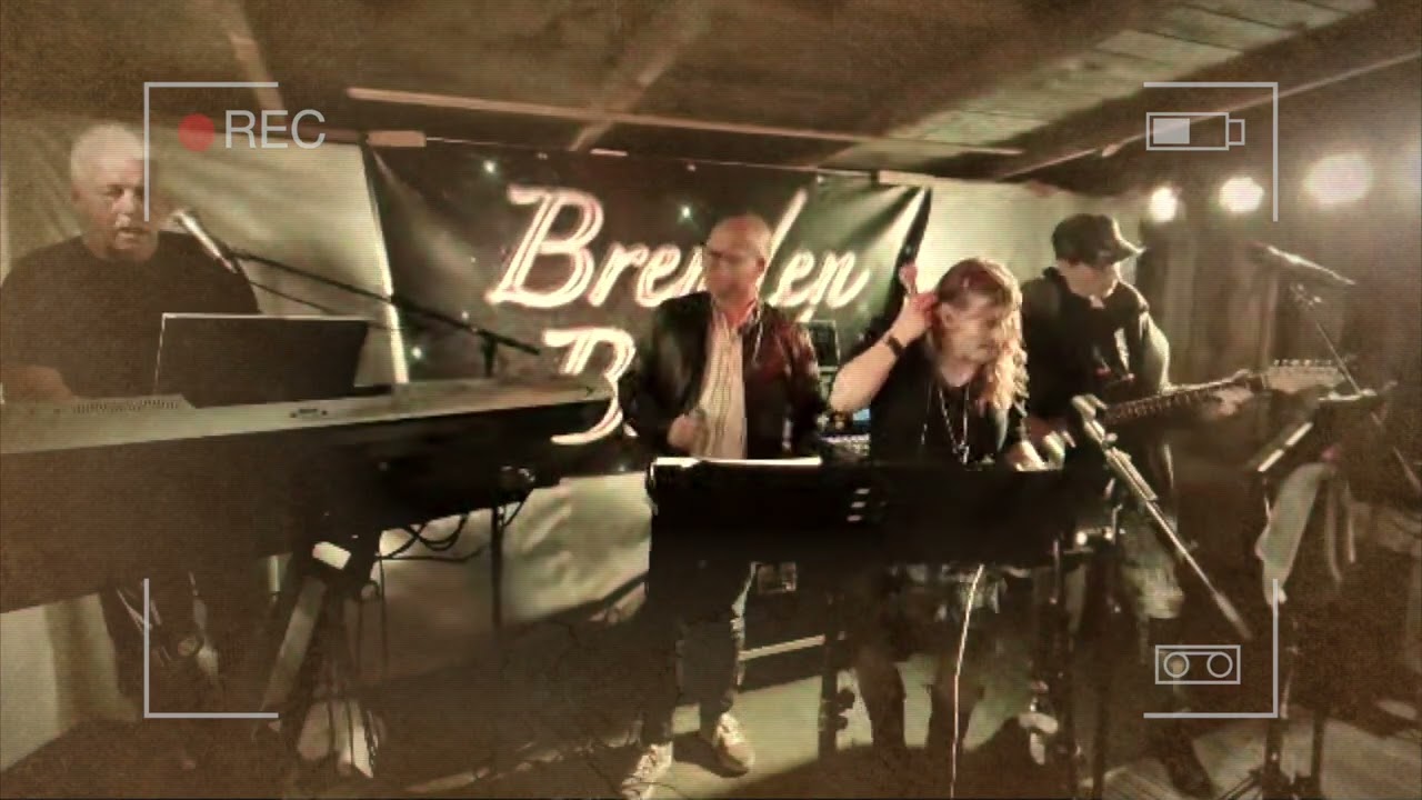 Sunniva Græsmo - Tell me about it. (Live) med Brenden Band