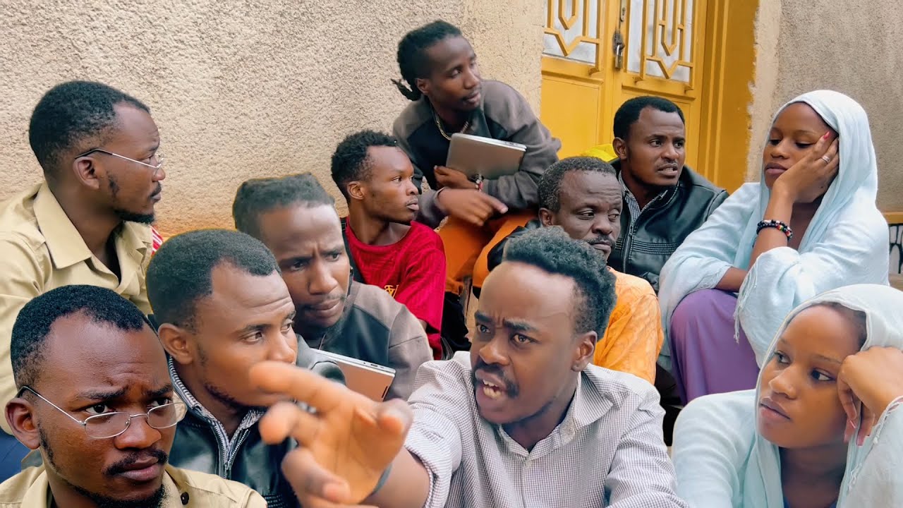 Akagoroba kababyeyi ( Finale Regis yirukanywe Burundu Nyuma yogukubita Umuyobozi - REGIS SKITS )