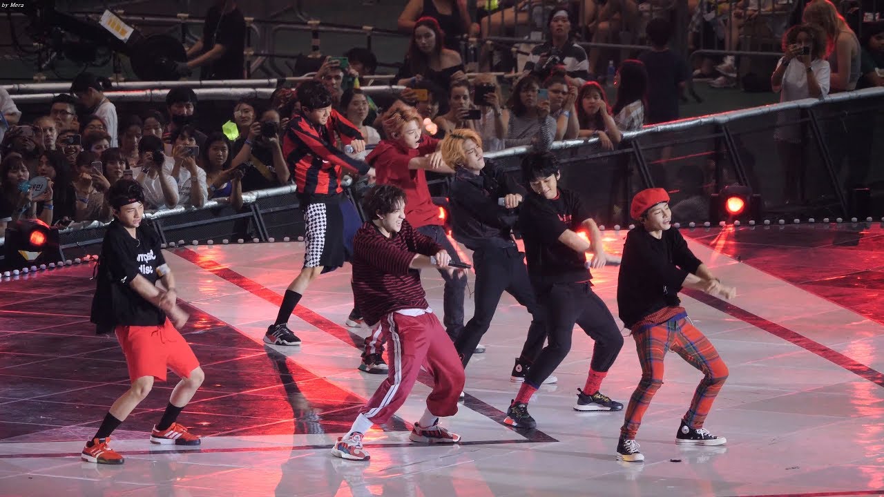 180802 스트레이 키즈 (Stray Kids) PSY - ‘New Face’ Cover [4K] 직캠 Fancam (2018 KMF) by Mera