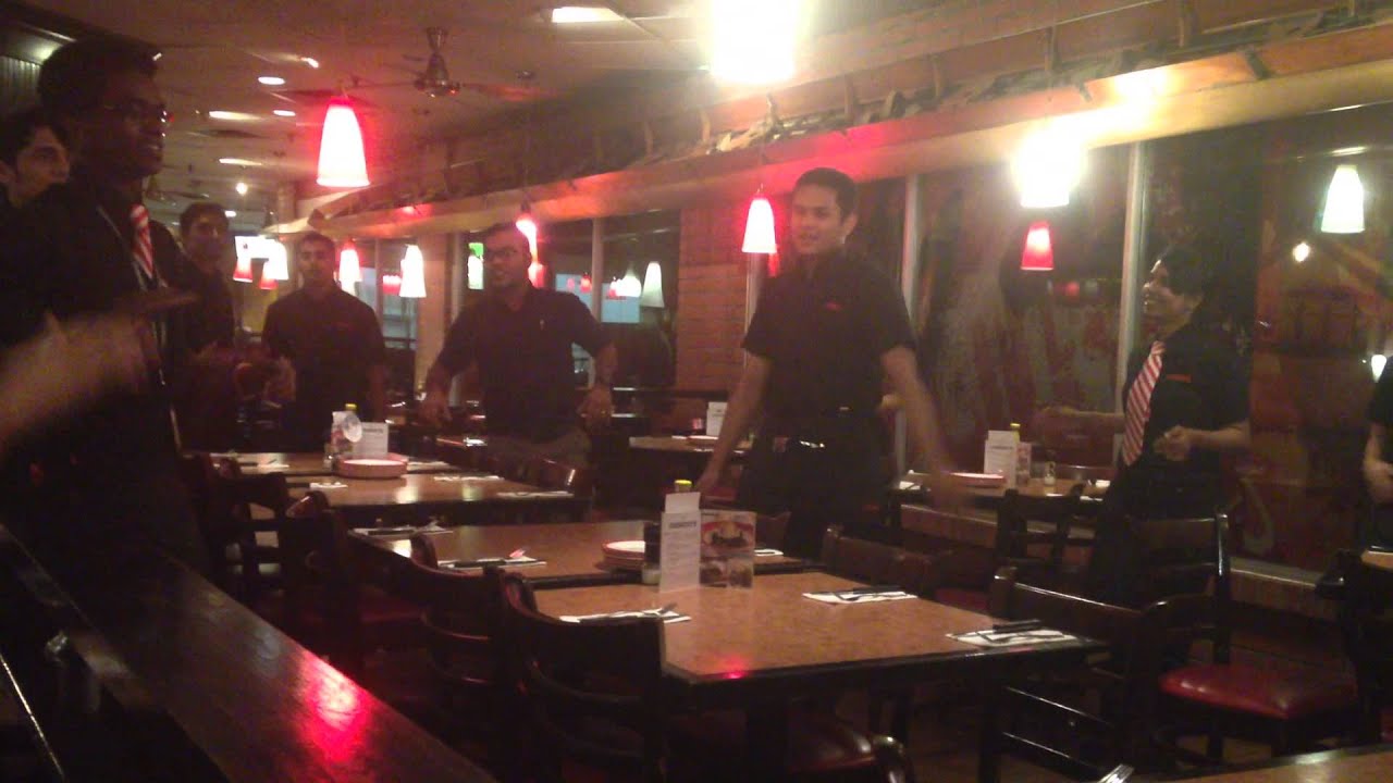 Tgi Fridays Subang parade,subang jaya,malaysia ,,,,,,,, birthday song(stomp version)