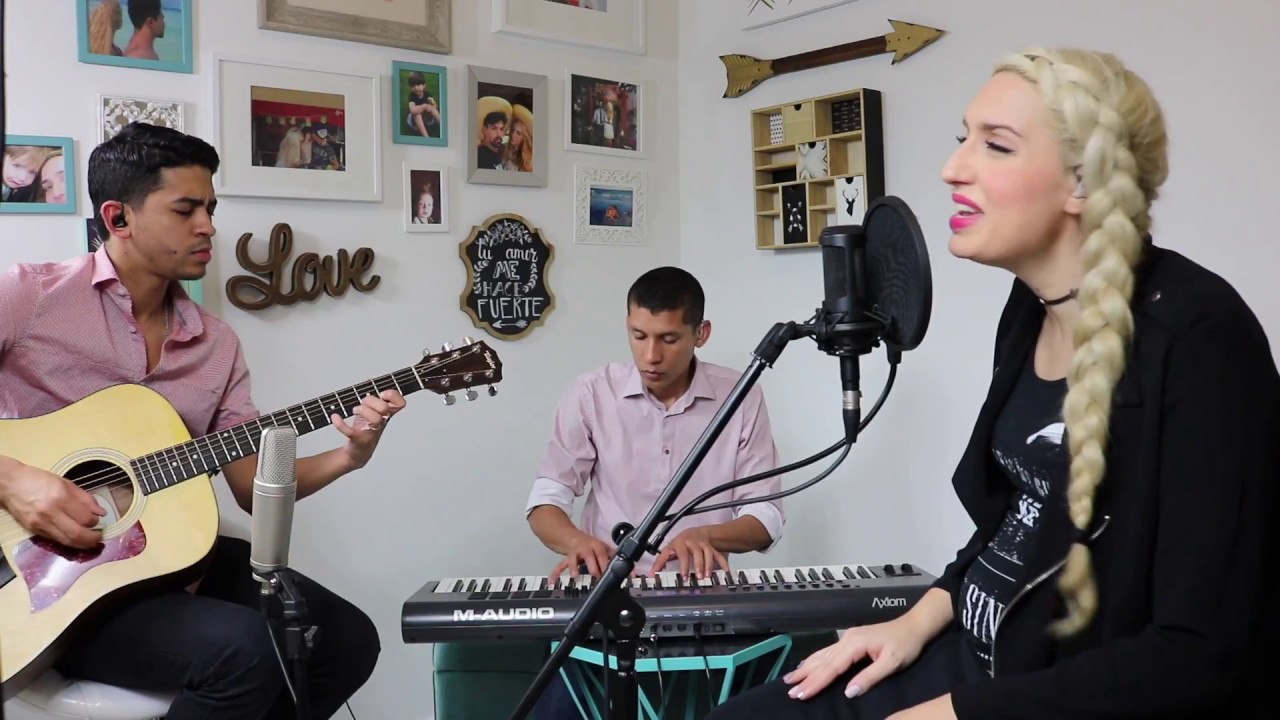 Belen Losa cover Anclado en la Colina(Marcos Vidal)