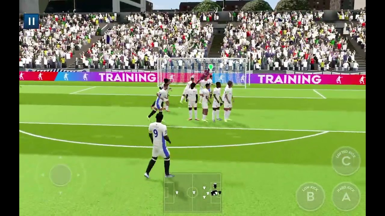 Trénujem free Kick v Dls26