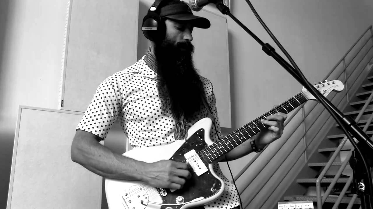 Dengue Fever - Genger Genger (Live Groupee Session)