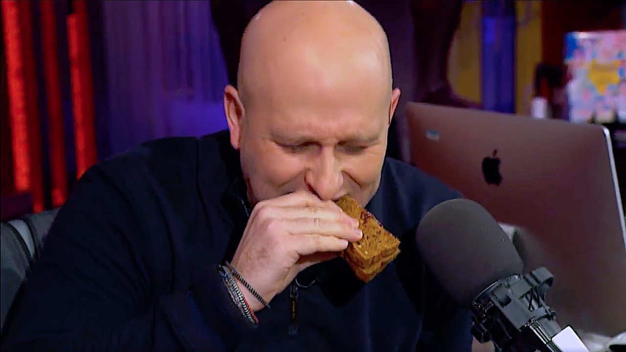 Chris Brockman Eats Mike Del Tufo&rsquo;s Hat to Settle a Bet. Seriously. | The Rich Eisen Show | 1/7/20