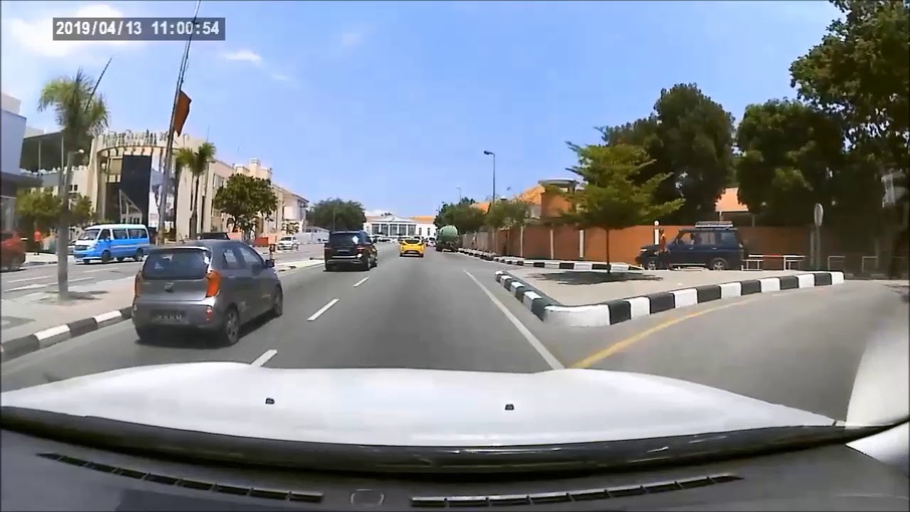 Luanda 2019 - Kinaxixi à Praia do Bispo e outros locais