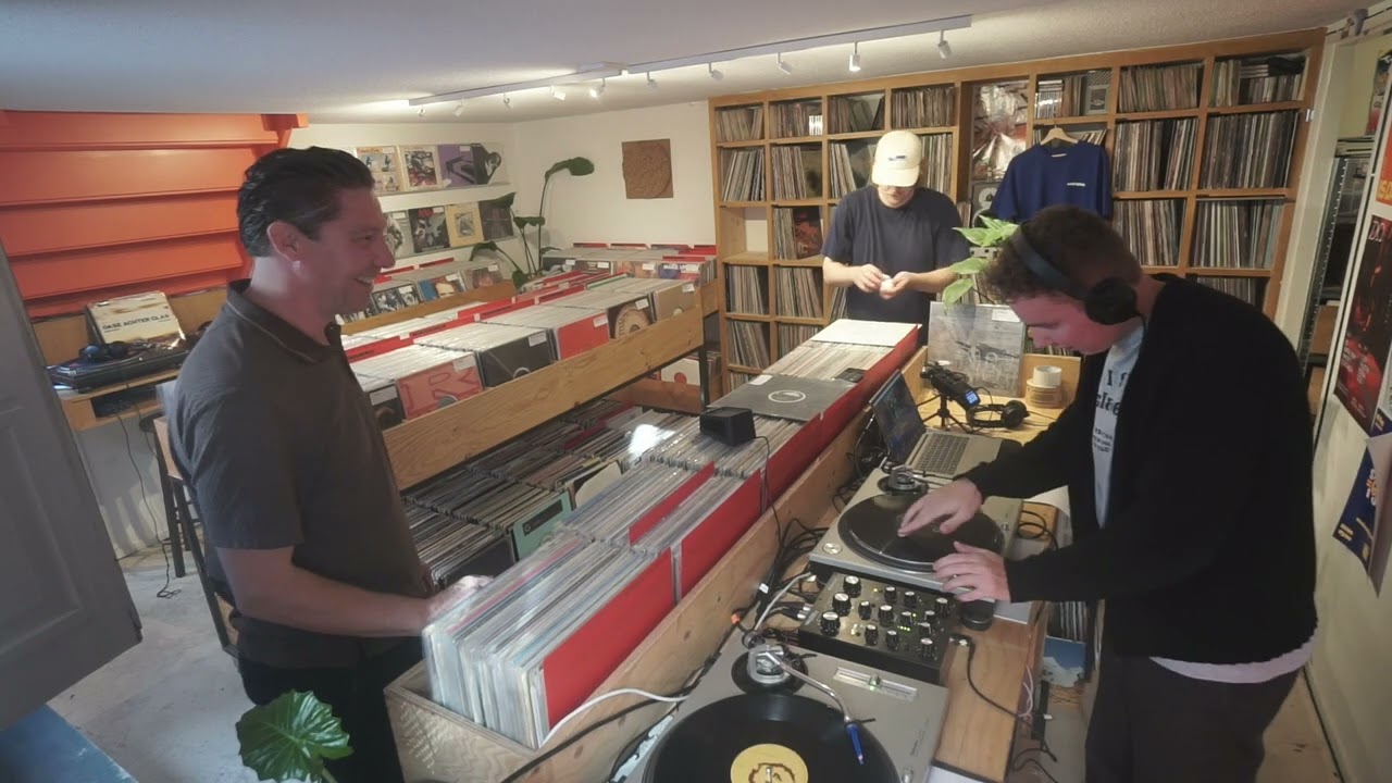 Yopo - Pontoon Anniversary instore | Offbeat Records 04.10.2024