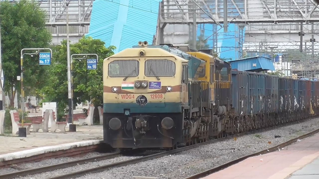 EMD with HEAVY LOAD | Crazy Arrival Sounds, Quickly Notches UP and Acceleration