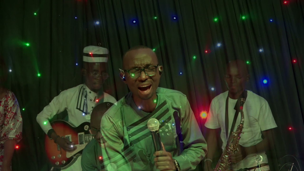 ESTON ITA LIVE IN TWW- WE GLORIFY REPRISE Send 5816931 to 811 (OFFICIAL VIDEO)
