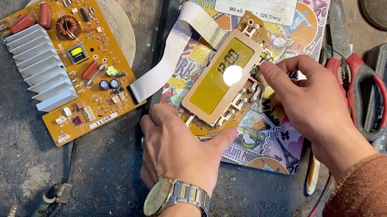 Hướng dẫn sửa nồi cơm 110v bị mất hiển thị và bị liệt các phím, không bấm được phím nào.