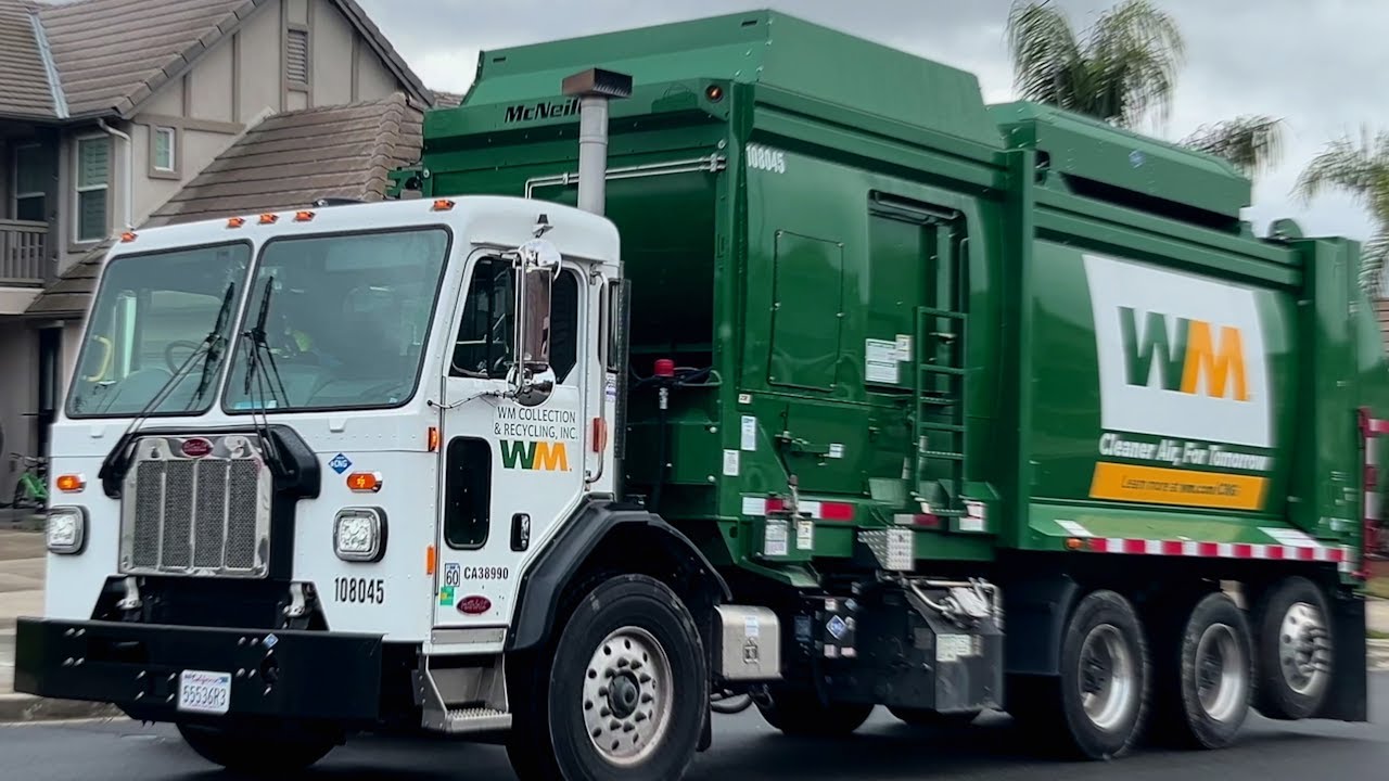 Waste Management Peterbilt McNeilus ZR (108045)