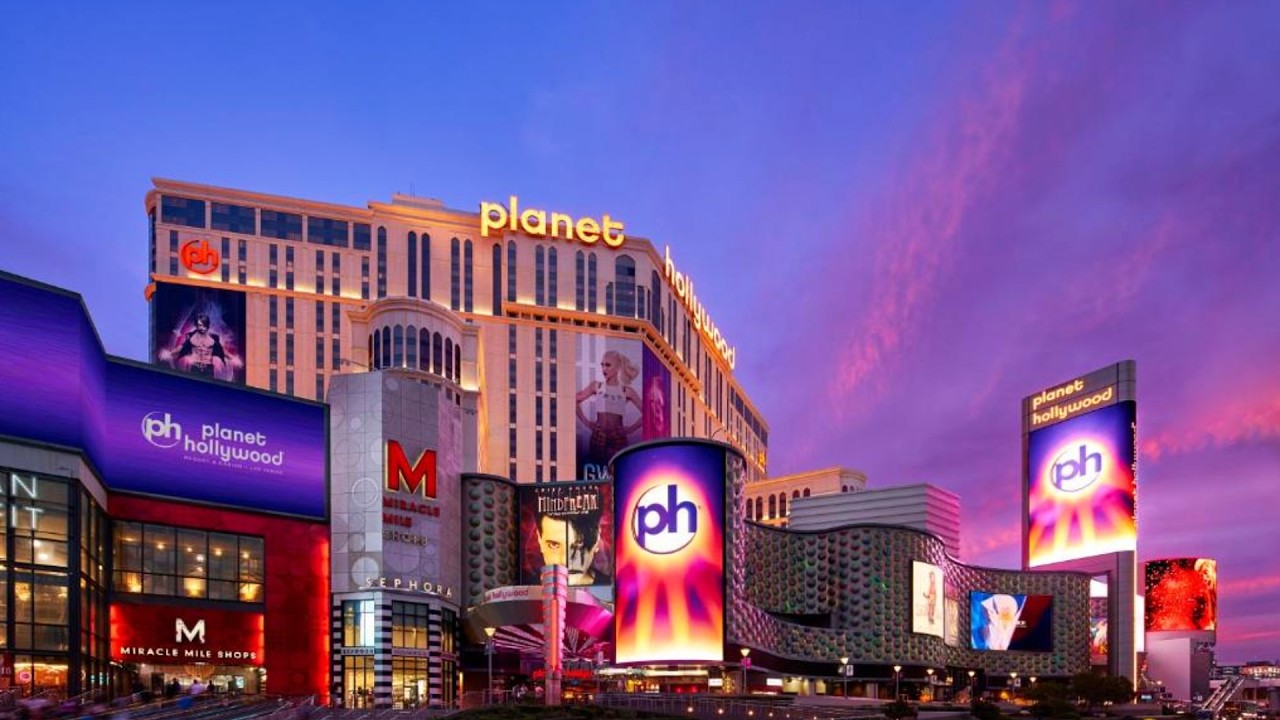 Внутри отеля Planet Hollywood | Самый развлекательный отель в Лас-Вегасе