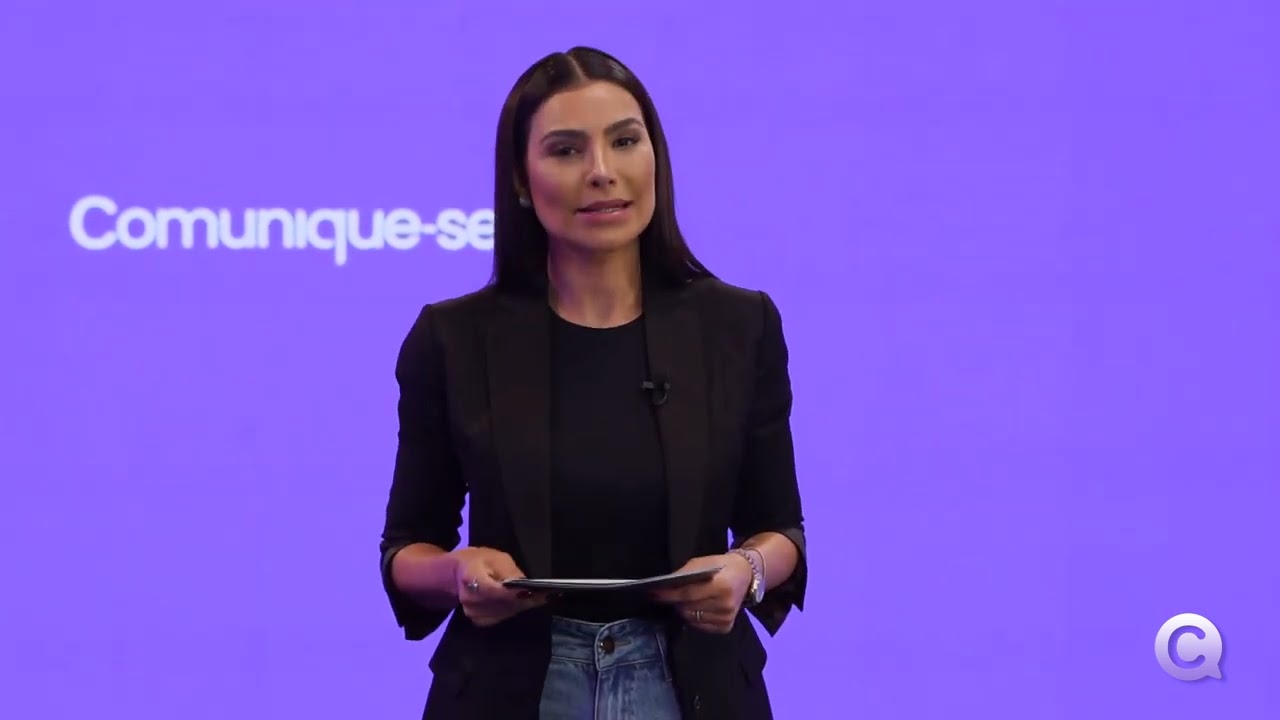 Comunique-se - C&iacute;ntia Chagas