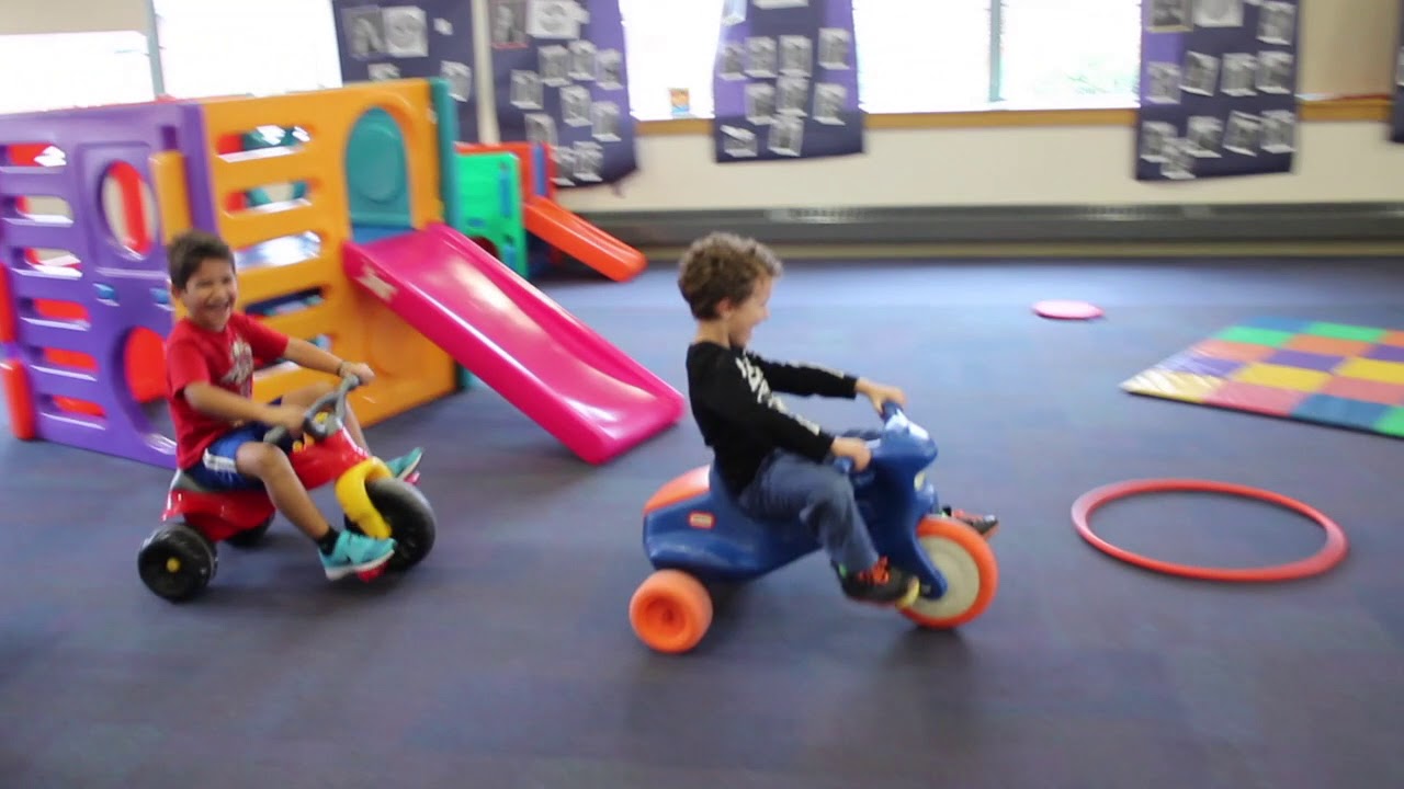 Gold and his Best Friend's Adventure at School (Visual Media Play 2017)