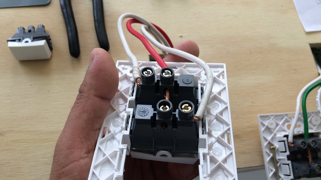 Como usar los interruptores sencillos como interruptores de escalera  INSTALACIONES ELECTRICAS
