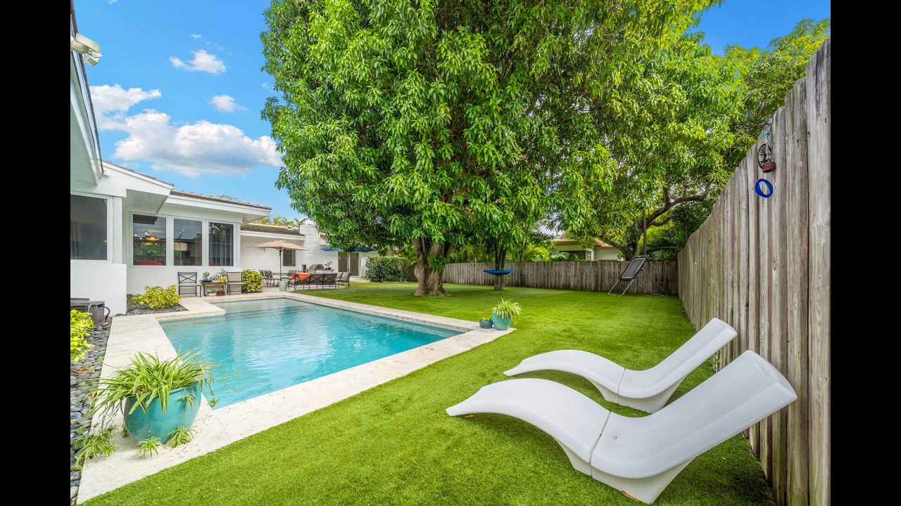 4595 Jefferson Ave | Renovated 4BR Miami Beach Home on Rare Oversized Corner Lot