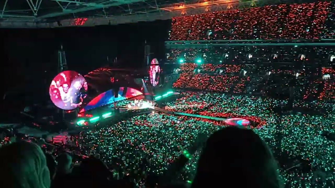 Paradise Live performance  Wembley Park Statium 04.09.2025