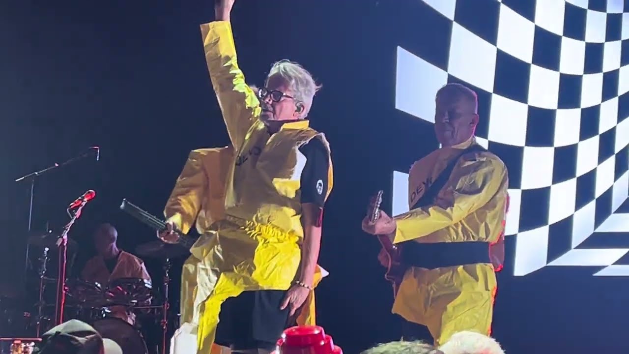 Devo - Uncontrollable Urge / Blockhead / Mongoloid / Jocko Homo /Smart Patrol-Mr DNA/Gates Of Steel 