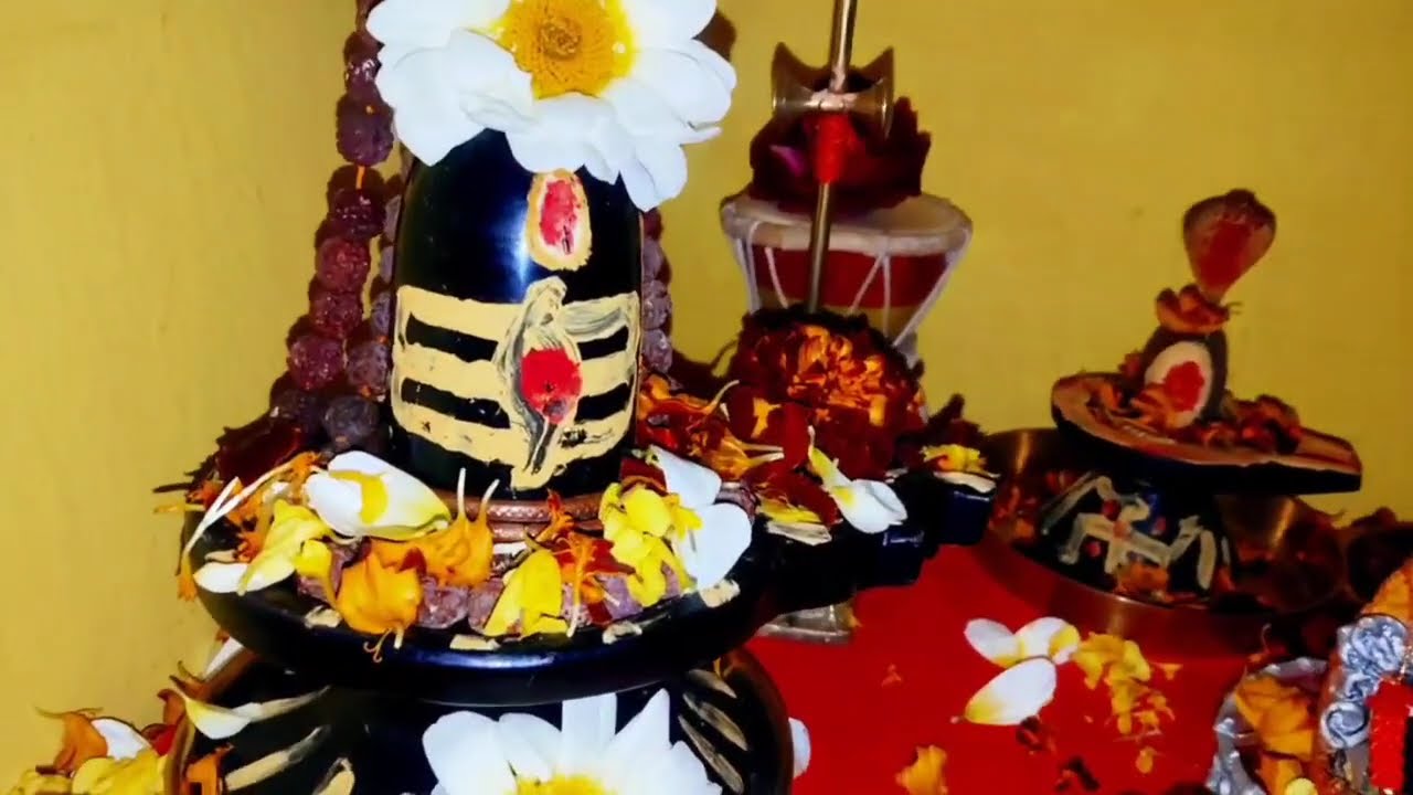 20 जनवरी मंगलवार द्वितीया। 1 चूटकी लाल सिंदूर और स्वास्तिक का विशेष उपाय। #मंगलवार #pradeepmish