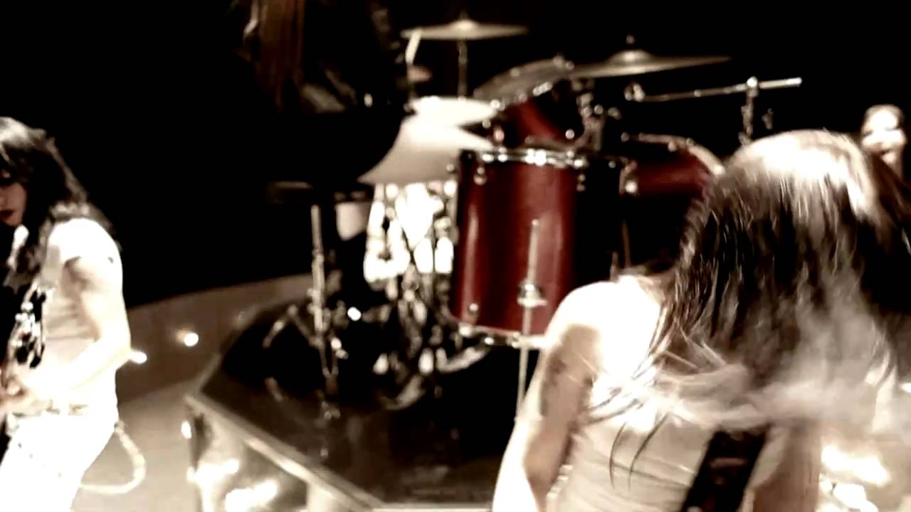 Barbe-Q-Barbies: Spell (Official music video)