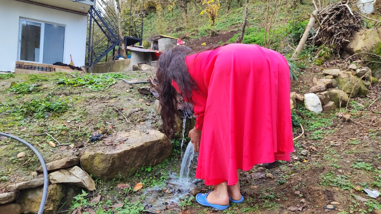 Sister Day in the Village – Pomegranate Chicken & Cozy Family Lunch