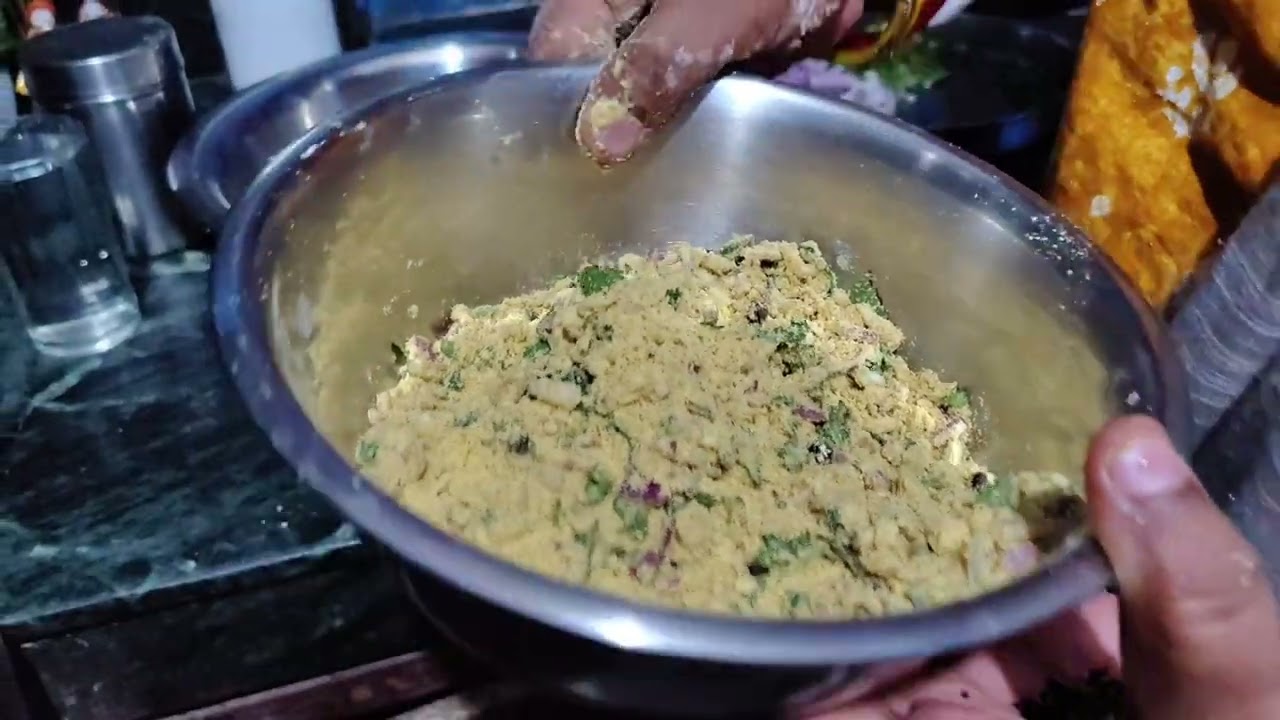 Aaj ki recipe me enjoy kare healthy and tasty bihar ka favourite dish litti chokha ❤️🧿🥰✨🤤🤤