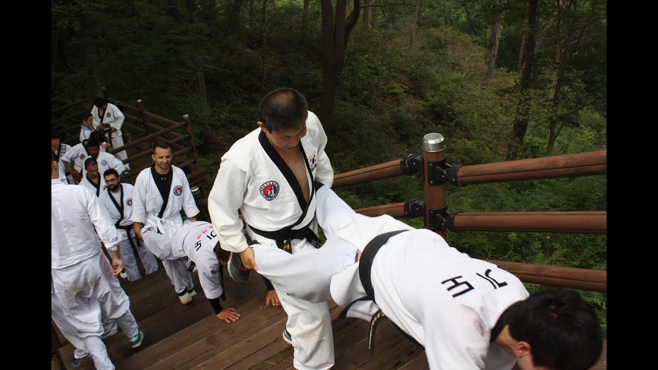 HAPKIDO HARD TRAINING Course in Korea for foreigners - Korean TV Documentary 2010