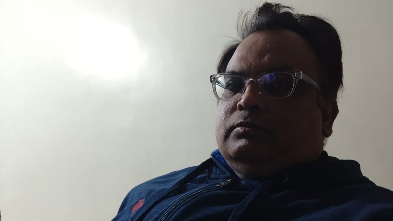 मै सोचु ... तेरी आँखों में दिखता जो प्यार मुझे, मेरी आँखों में भी तुझे दिखता है क्या... 🌹