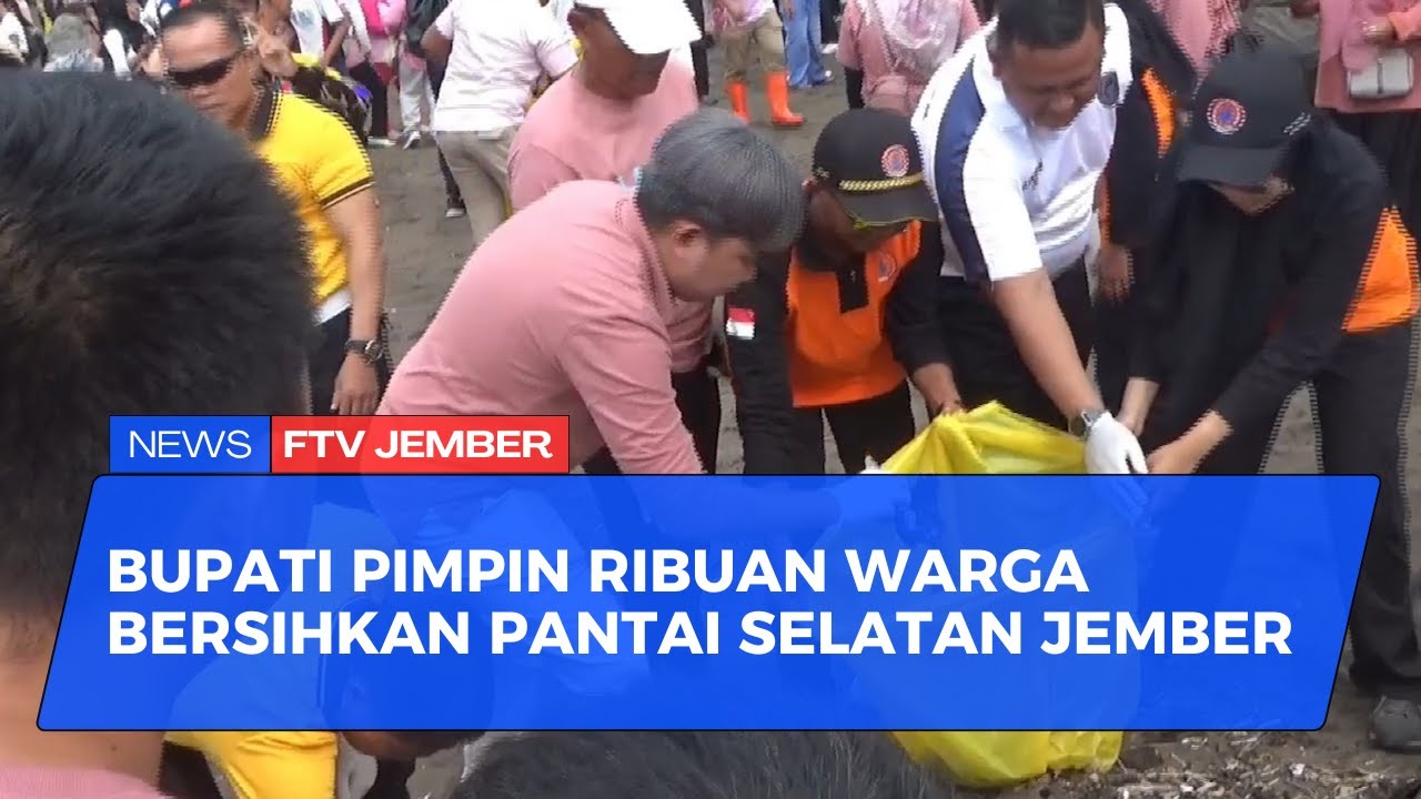 GUS FAWAIT PIMPIN AKSI BERSIH PANTAI JEMBER