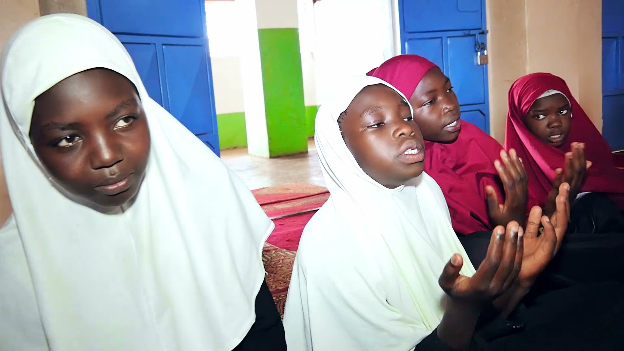 Mwezi Wa Ramadhan (Official video) Madrasatu   Taqwa  E/Ravine