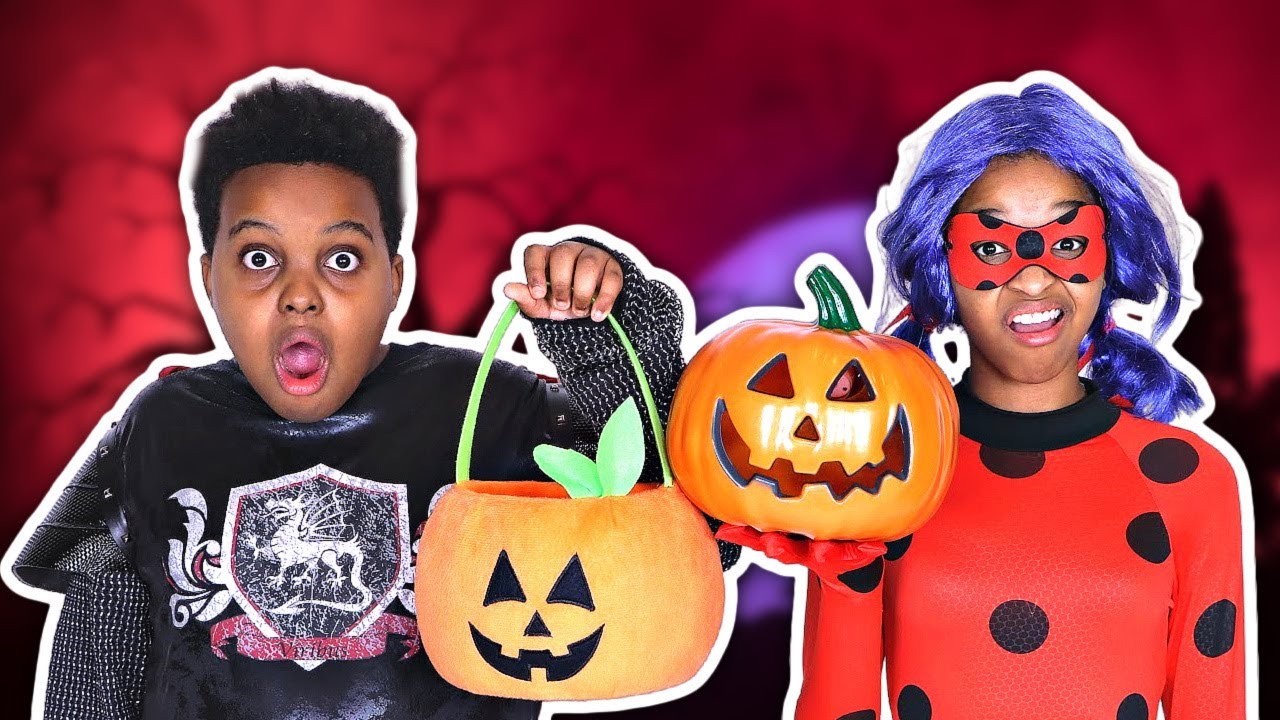 Funny TRICK OR TREAT Halloween Skits 🎃