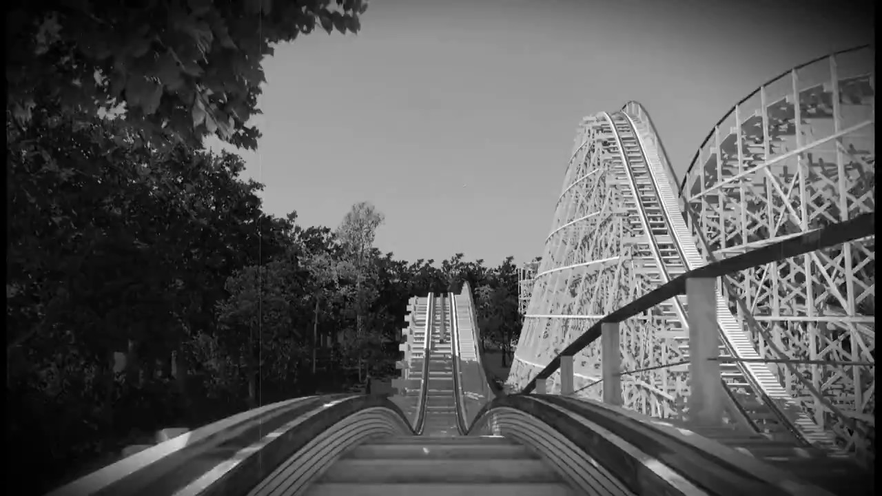 Nolimits 2 - Whirlwind - Old Fashioned Wooden Coaster