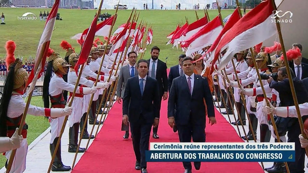 Parlamento abre ano legislativo com Três Poderes, ritos e discursos