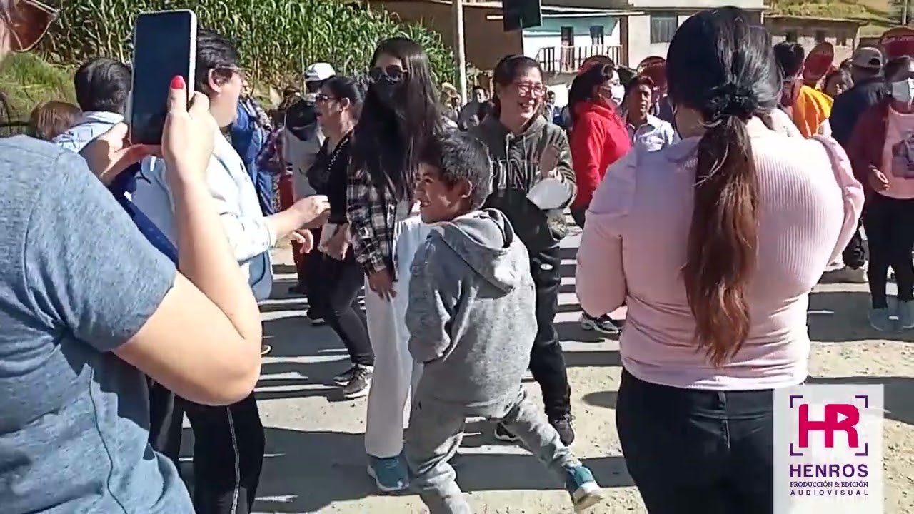 FIESTA PATRONAL EN PAMPAROMÁS 2022 / Recepción de la Sinfónica SAN LORENZO DE MARCA / Barrio bajo