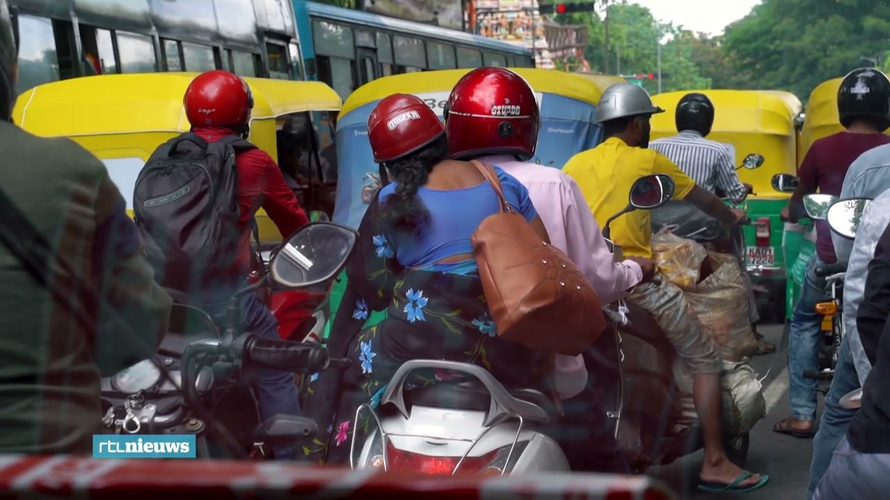 Filerijden in de stad met het heftigste verkeer van heel India