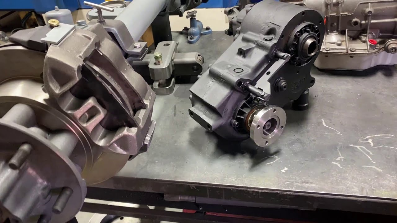 Connecting a HD turbo400 transmission to a circular bolt pattern 205 transfer case.