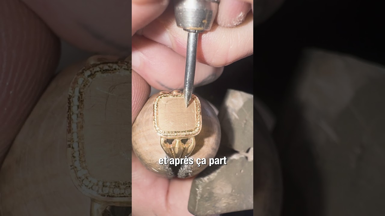 Cette bague en or 18k est une fooooolie !