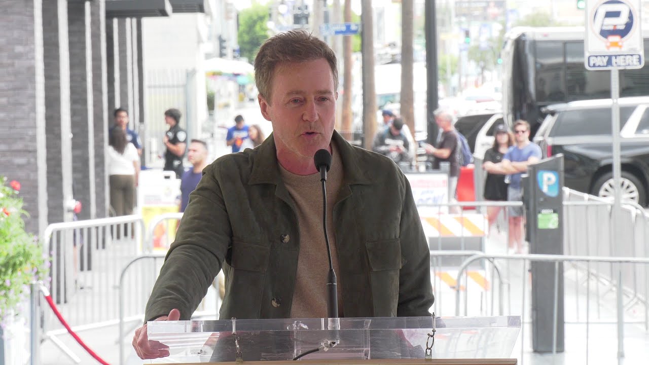 Edward Norton gives a speech at Naomi Watts' Hollywood Walk of Fame star ceremony