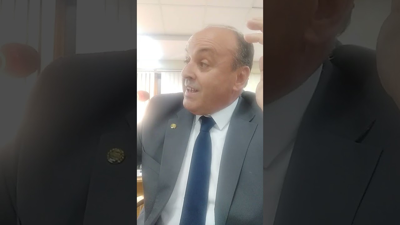 النائب البرلماني محمد عزيز 
