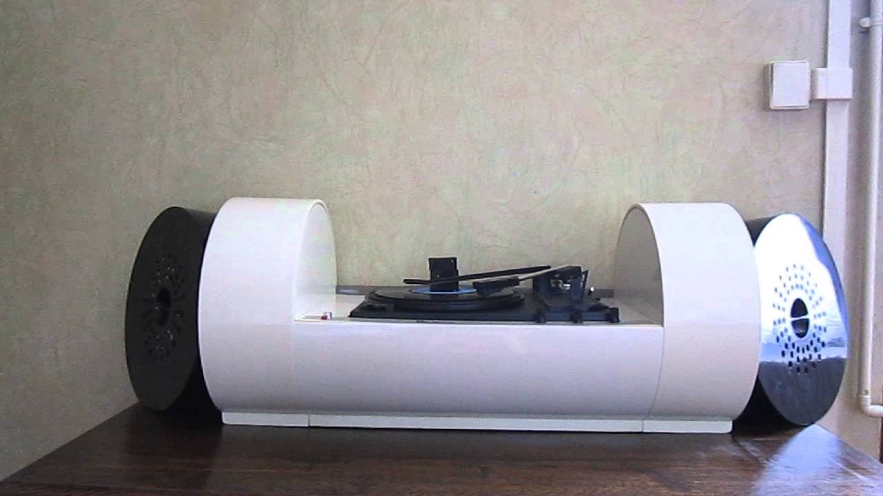 Black Sabbath sur Electrophone PAAM TUBE recordplayer 1968