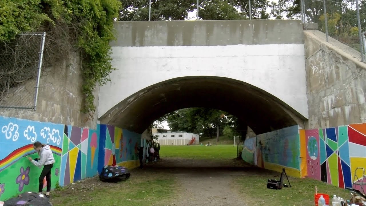 Tunnel Community Mural